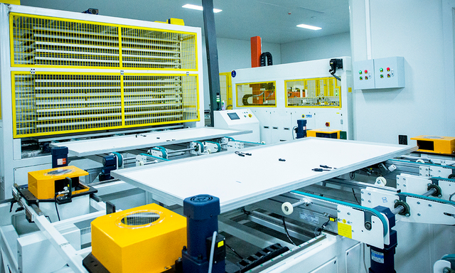 Línea de producción fotovoltaica (22)